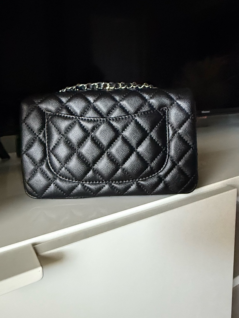 Quilted Chain Shoulder Bag - Black